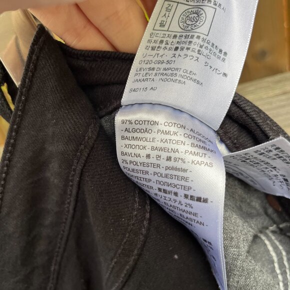 Levi’s Wedgie Straight Jeans Black Size 30 - Picture 7 of 7